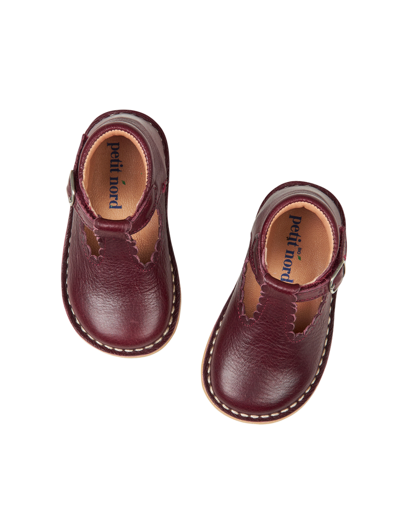 Petit Nord T-Bar Scallop T-bars and Ballerinas Plum 075