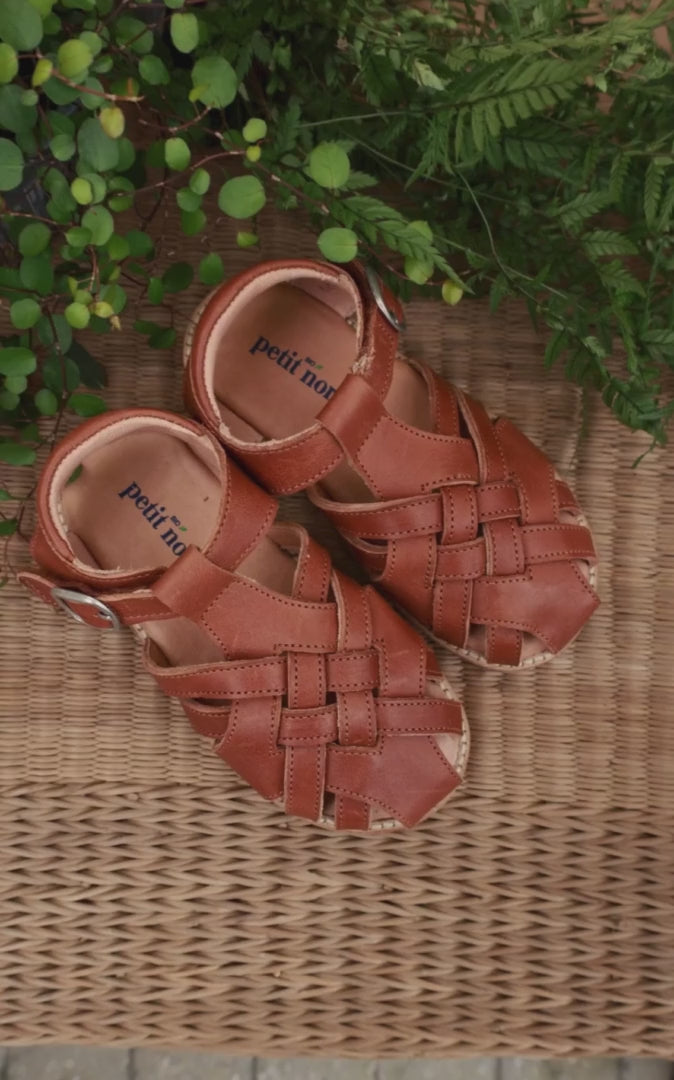 Petit Nord Diamond Sandal Sandals Cognac 002